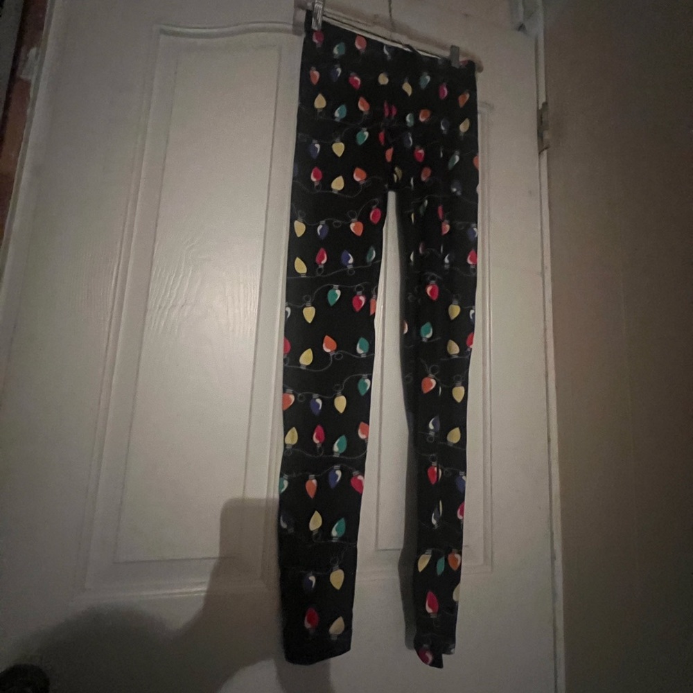Festive String Light Patterned Leggings - Picture 2 of 2